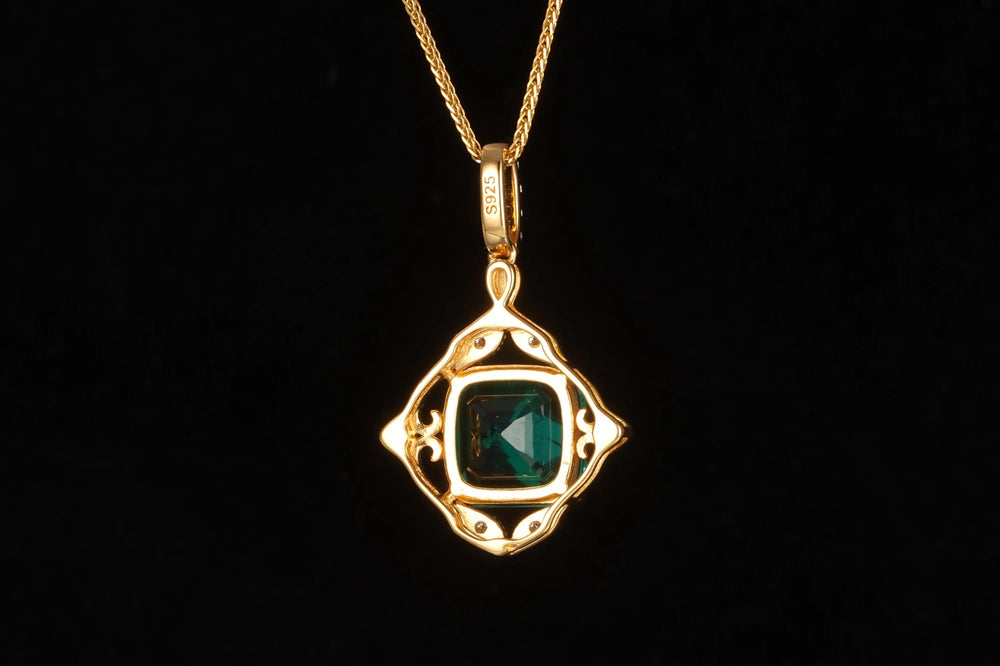 
                  
                    Eternal Verdure Pendant
                  
                